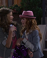 Shake_It_Up_S01E02_1080p_BTD_001148.jpg
