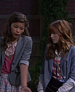Shake_It_Up_S01E02_1080p_BTD_001212.jpg
