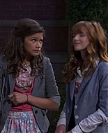 Shake_It_Up_S01E02_1080p_BTD_001239.jpg