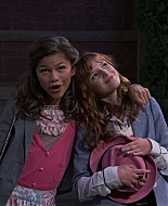 Shake_It_Up_S01E02_1080p_BTD_001287.jpg