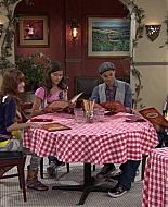 Shake_It_Up_S01E02_1080p_BTD_001344.jpg