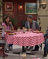 Shake_It_Up_S01E02_1080p_BTD_001441.jpg