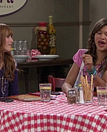 Shake_It_Up_S01E02_1080p_BTD_001446.jpg