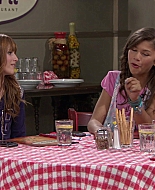 Shake_It_Up_S01E02_1080p_BTD_001448.jpg