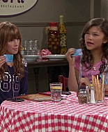 Shake_It_Up_S01E02_1080p_BTD_001466.jpg