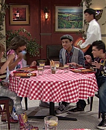 Shake_It_Up_S01E02_1080p_BTD_001472.jpg