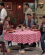 Shake_It_Up_S01E02_1080p_BTD_001475.jpg