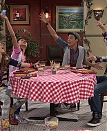 Shake_It_Up_S01E02_1080p_BTD_001478.jpg