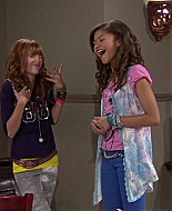 Shake_It_Up_S01E02_1080p_BTD_001630.jpg