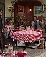 Shake_It_Up_S01E02_1080p_BTD_001761.jpg
