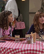 Shake_It_Up_S01E02_1080p_BTD_001767.jpg