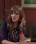Shake_It_Up_S01E02_1080p_BTD_001813.jpg