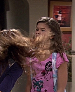 Shake_It_Up_S01E02_1080p_BTD_002076.jpg
