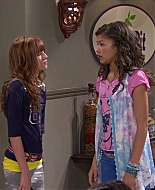 Shake_It_Up_S01E02_1080p_BTD_002143.jpg