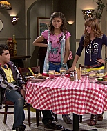 Shake_It_Up_S01E02_1080p_BTD_002201.jpg