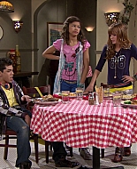Shake_It_Up_S01E02_1080p_BTD_002203.jpg