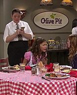 Shake_It_Up_S01E02_1080p_BTD_002270.jpg