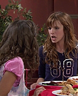Shake_It_Up_S01E02_1080p_BTD_002273.jpg