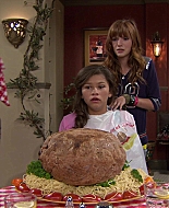 Shake_It_Up_S01E02_1080p_BTD_002377.jpg