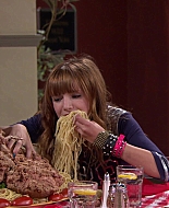 Shake_It_Up_S01E02_1080p_BTD_002446.jpg