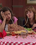 Shake_It_Up_S01E02_1080p_BTD_002521.jpg