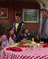 Shake_It_Up_S01E02_1080p_BTD_002715.jpg