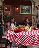 Shake_It_Up_S01E02_1080p_BTD_002790.jpg