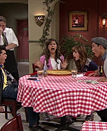 Shake_It_Up_S01E02_1080p_BTD_002868.jpg