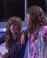 Shake_It_Up_S01E02_1080p_BTD_002940.jpg