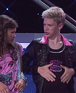 Shake_It_Up_S01E02_1080p_BTD_002953.jpg
