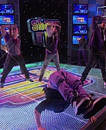 Shake_It_Up_S01E02_1080p_BTD_002999.jpg