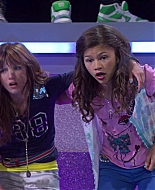 Shake_It_Up_S01E02_1080p_BTD_003010.jpg
