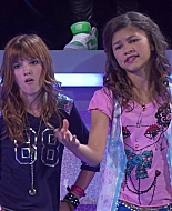 Shake_It_Up_S01E02_1080p_BTD_003024.jpg