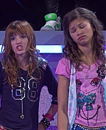 Shake_It_Up_S01E02_1080p_BTD_003026.jpg