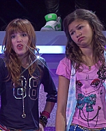 Shake_It_Up_S01E02_1080p_BTD_003027.jpg