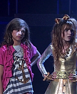 Shake_It_Up_S01E03_1080p_BTD_000177.jpg