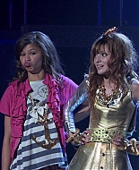 Shake_It_Up_S01E03_1080p_BTD_000188.jpg
