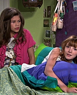 Shake_It_Up_S01E03_1080p_BTD_000213.jpg