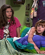 Shake_It_Up_S01E03_1080p_BTD_000214.jpg