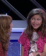 Shake_It_Up_S01E03_1080p_BTD_000750.jpg