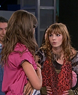 Shake_It_Up_S01E03_1080p_BTD_000874.jpg