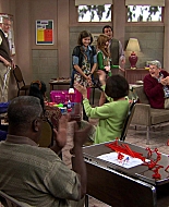 Shake_It_Up_S01E03_1080p_BTD_001124.jpg