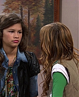 Shake_It_Up_S01E03_1080p_BTD_001224.jpg