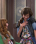 Shake_It_Up_S01E03_1080p_BTD_001559.jpg