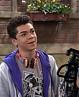 Shake_It_Up_S01E03_1080p_BTD_001584.jpg