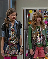 Shake_It_Up_S01E03_1080p_BTD_001657.jpg