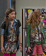 Shake_It_Up_S01E03_1080p_BTD_001658.jpg