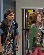 Shake_It_Up_S01E03_1080p_BTD_001670.jpg