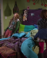 Shake_It_Up_S01E03_1080p_BTD_001763.jpg