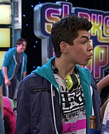 Shake_It_Up_S01E03_1080p_BTD_001869.jpg